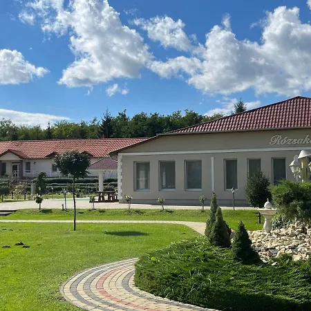 Rozsa & Park * Apagy